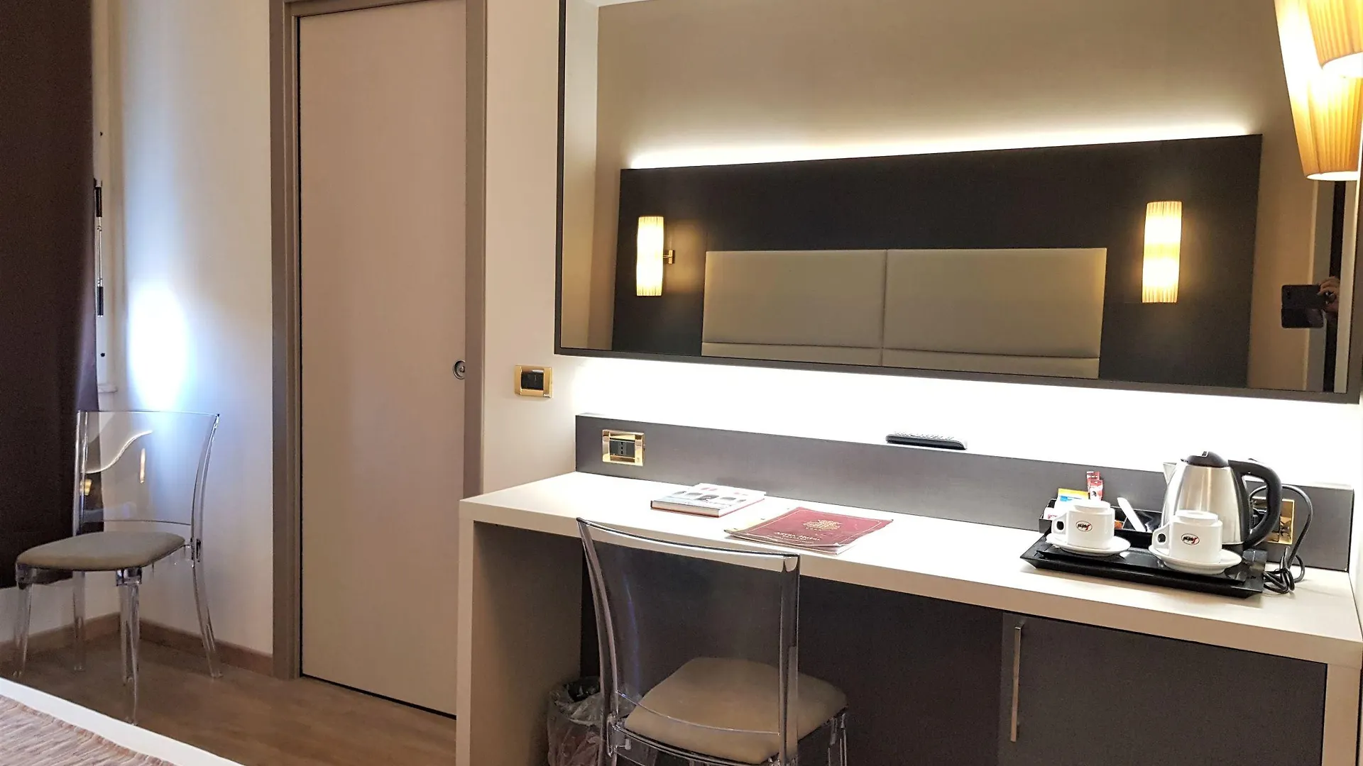 Astra Hotel Ferrare